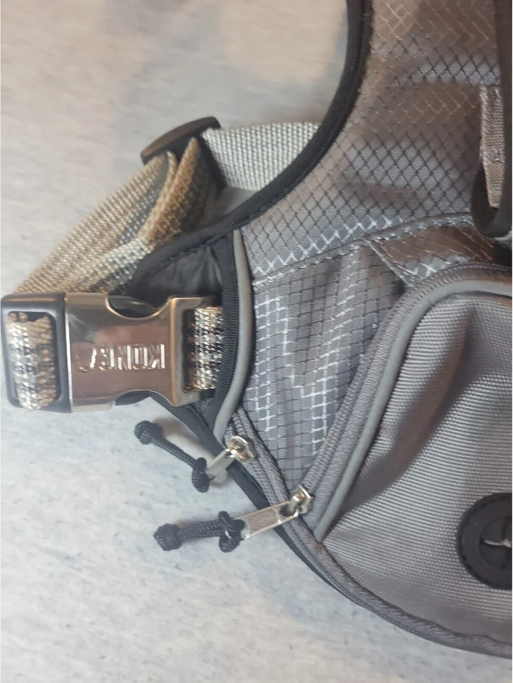 KONG Reflective Adjustable Pocket Walking Dog Harness Nylon Gray Medium